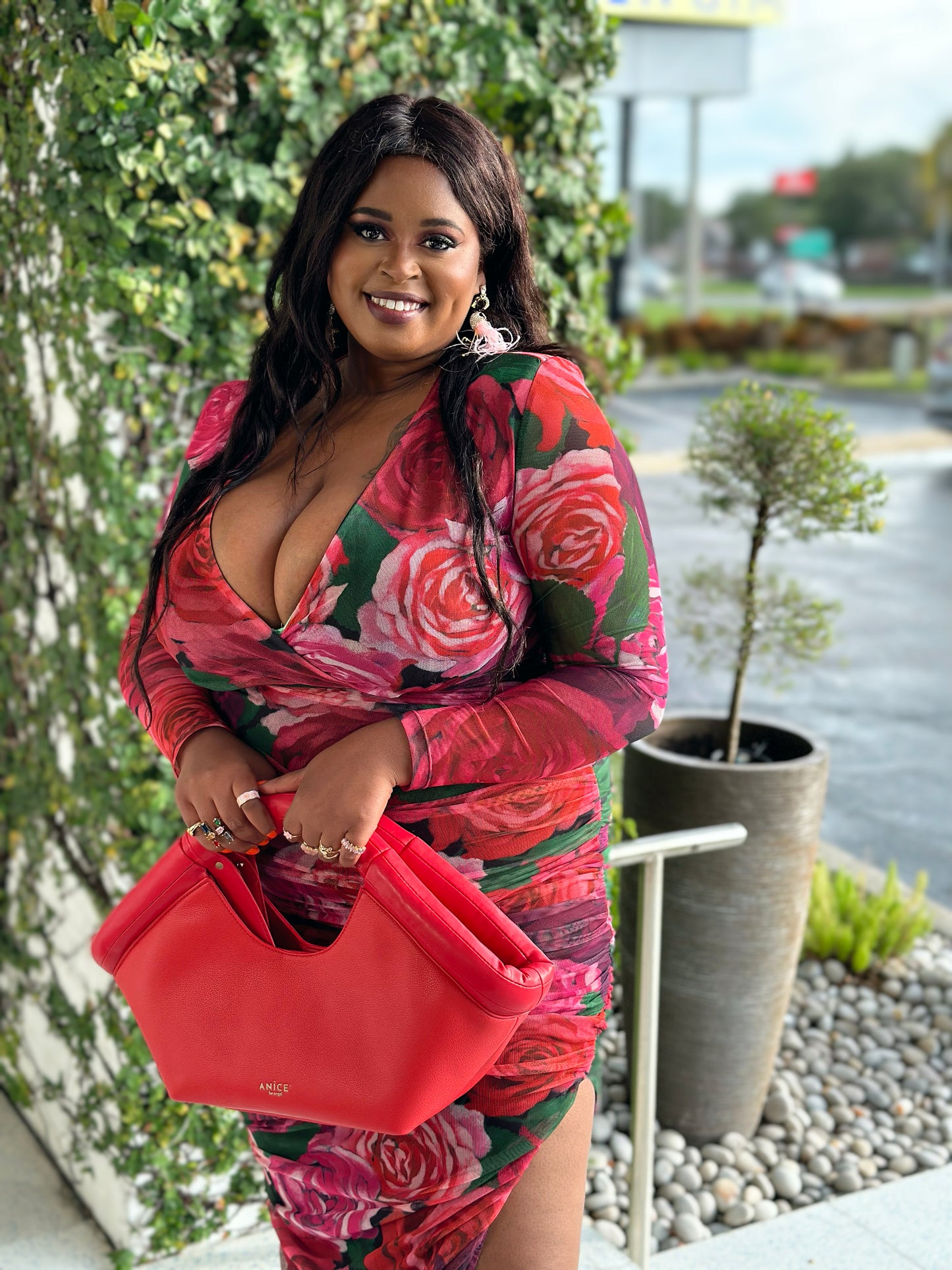 ANiCE’ By Angel RUMI Tote Bag in Rose Red image 6