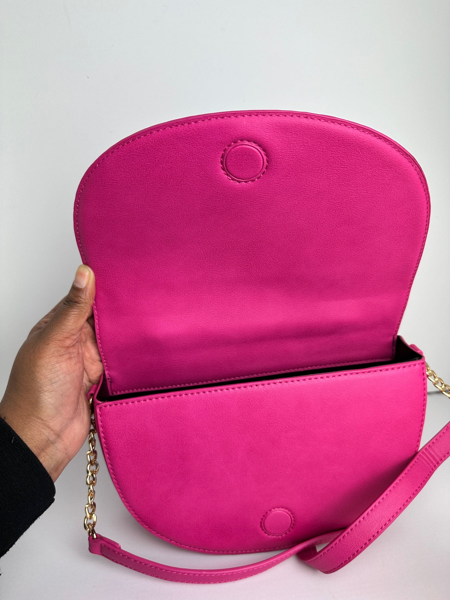 ANiCE’ By Angel SHAKUR Half Moon Metal Leather Top-Handle in Fuschia image 8