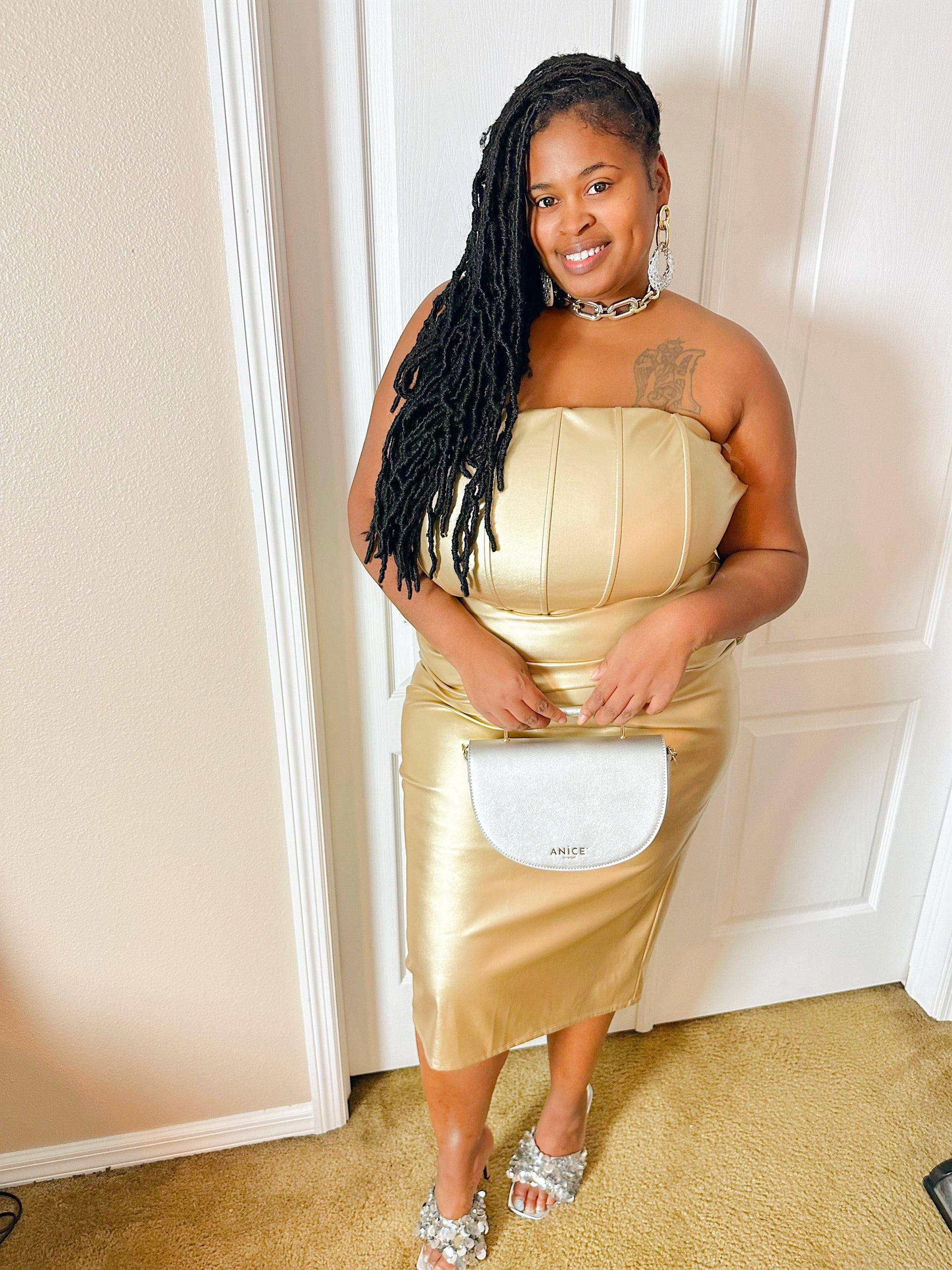 ANiCE’ By Angel SHAKUR Half Moon Metal Leather Top-Handle in Silver image 5