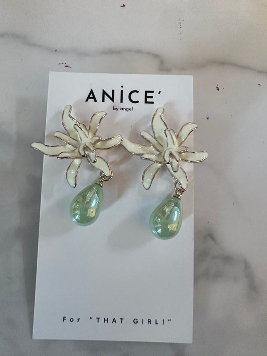 Tatum Earring